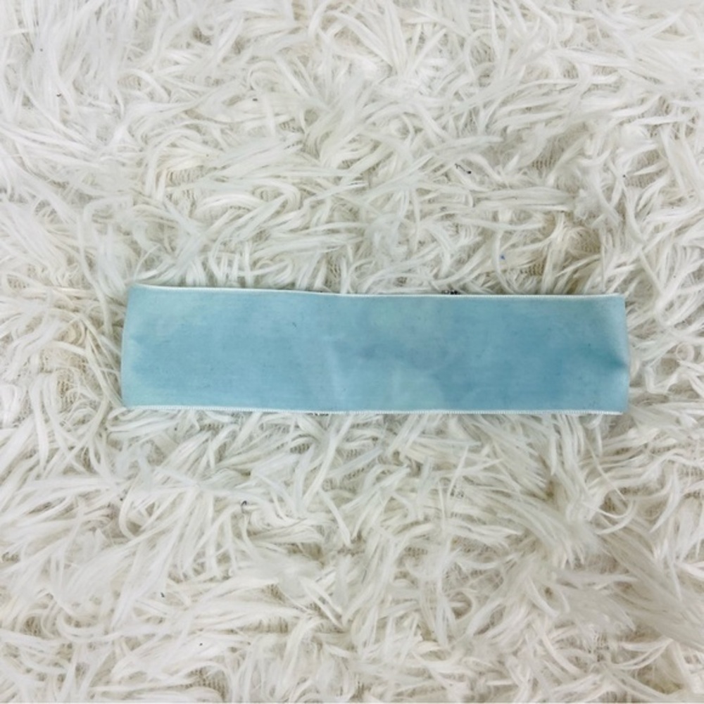 UNBRANDED light blue crushed velvet ribbon choker necklace